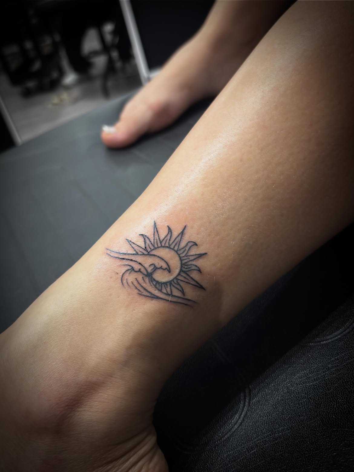 ⚜️Linhas finas, precisão e o encaixe perfeito na pele. É esse nível de detalhe que garantimos em